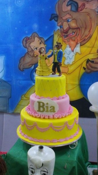 BOLO  BELA E A FERA